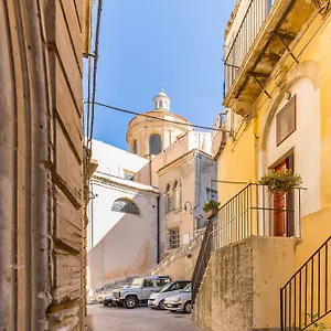 https://casa-del-duomo-modica.sicilyhotelsitaly.net